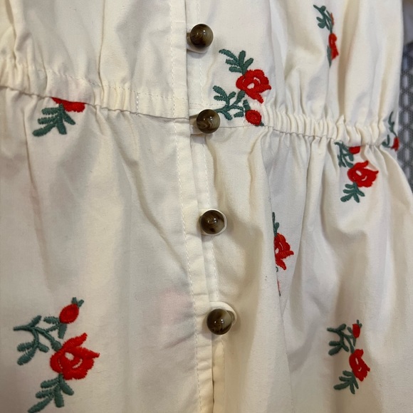 Maeve Anthropologie white blouse embroidered flowers - Picture 3 of 7